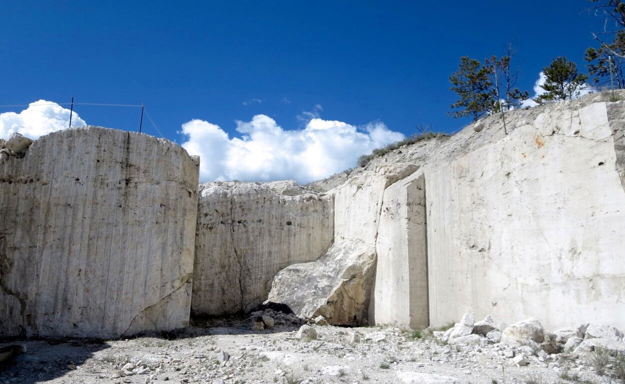 Travertine (Peru)