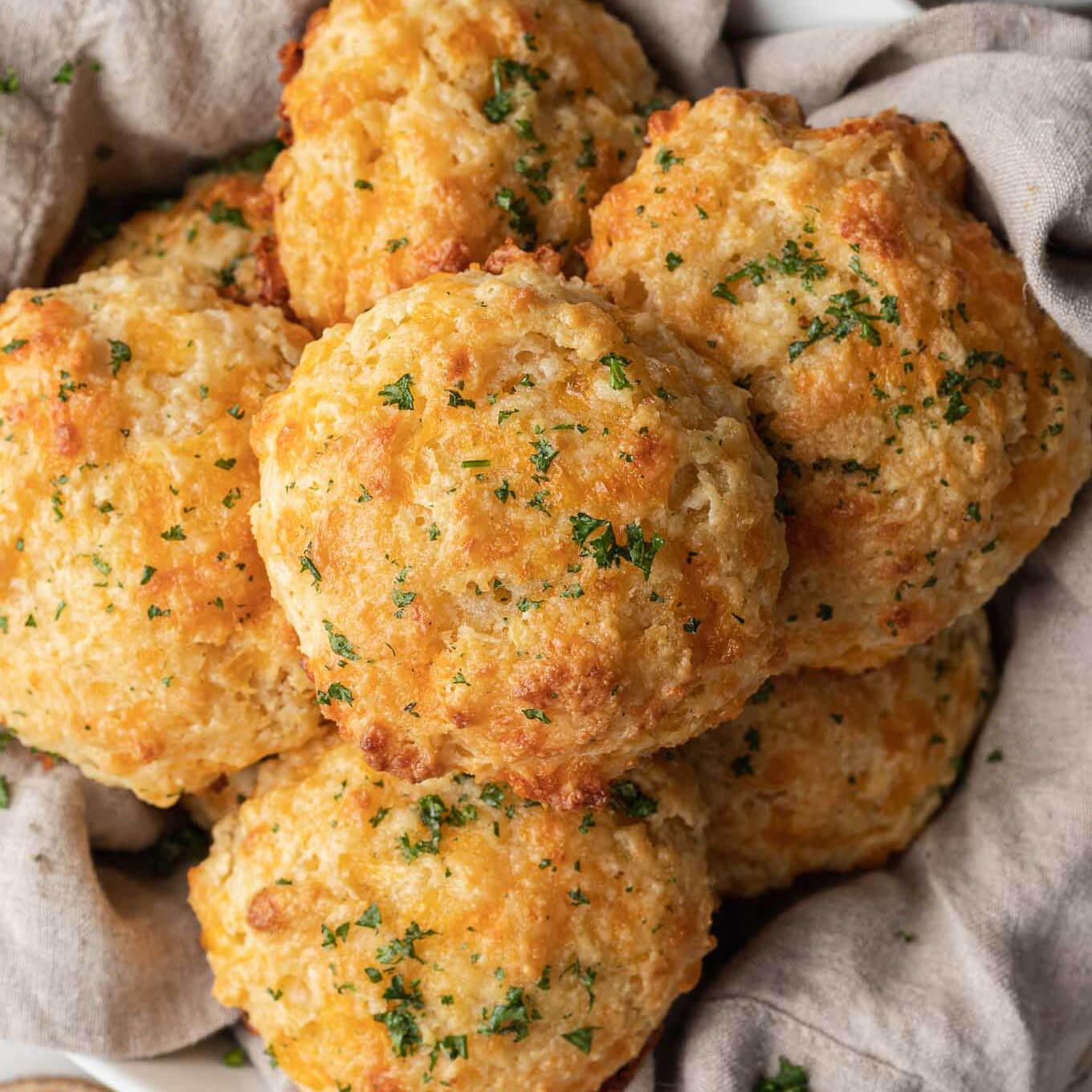 Cheddar_Bay_Biscuits