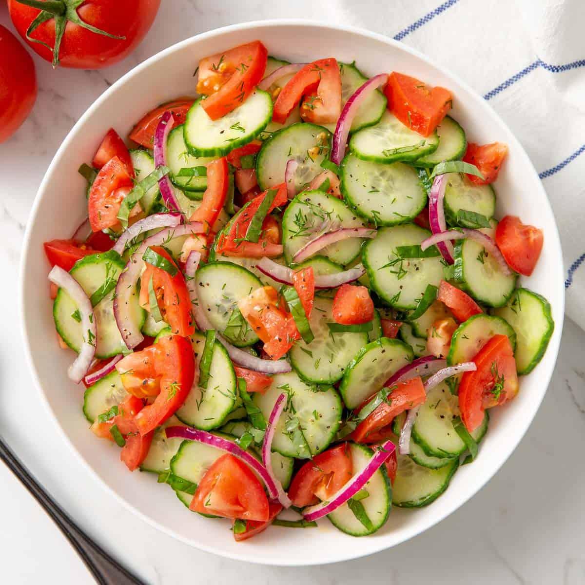 Cucumber_and_Tomato_Salad