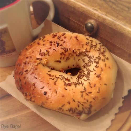 Rye_Bagel