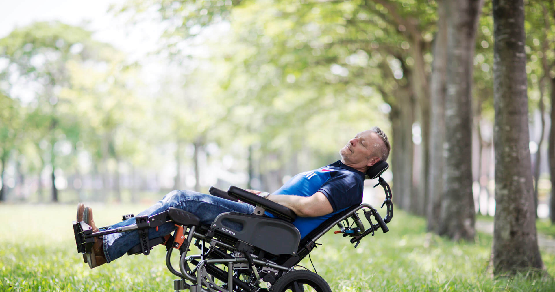 The Common Types of Wheelchairs for Elderly People