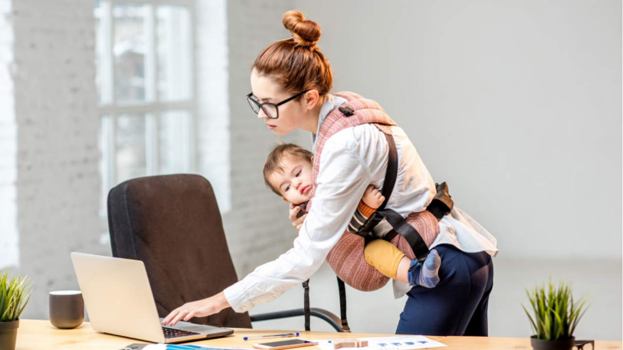 Balancing Work and Parenting Responsibilities