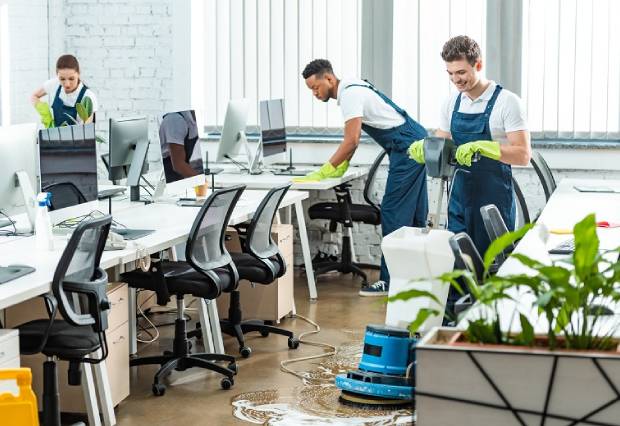 Improving your space with superior commercial cleaning services