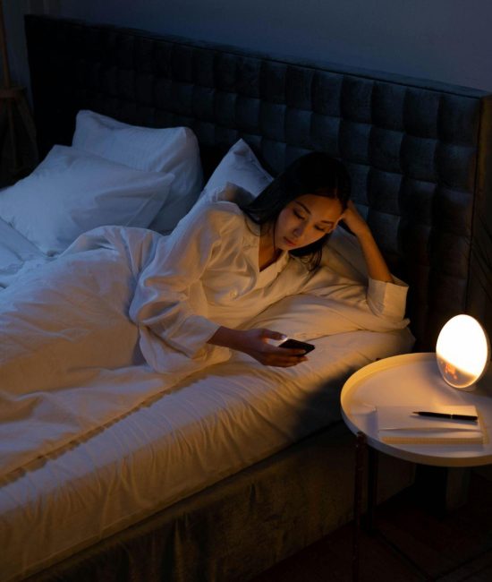 Is Technology Ruining Your Sleep? Self-Care Hacks to Combat Insomnia Naturally