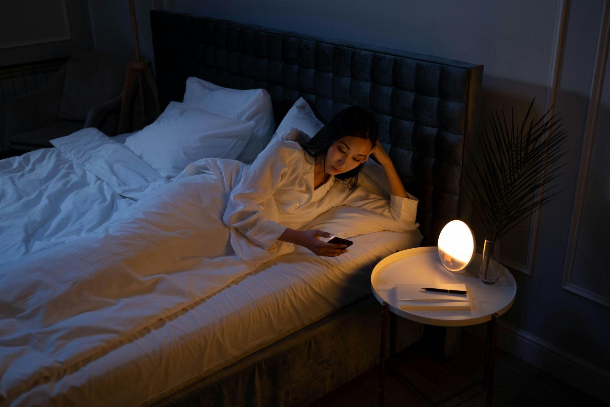 Is Technology Ruining Your Sleep? Self-Care Hacks to Combat Insomnia Naturally