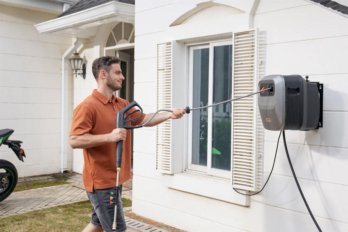 Why Giraffe Tools’ Electric Power Pressure Washer is a Game-Changer