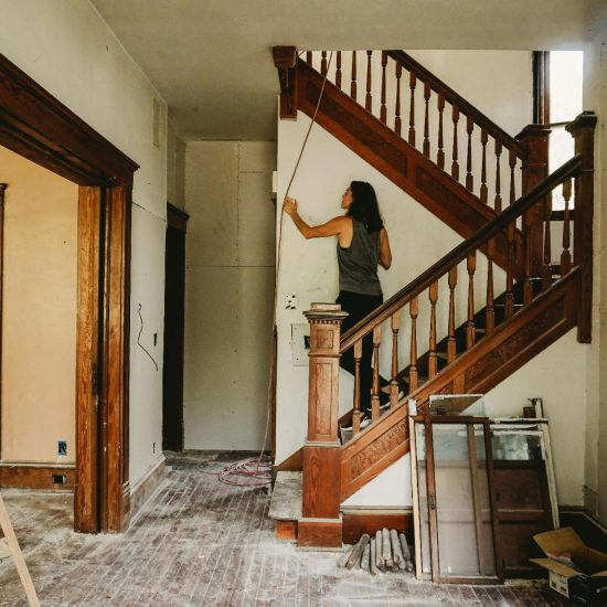 5 Compelling Benefits of Buying a Fixer-Upper as Your First Home