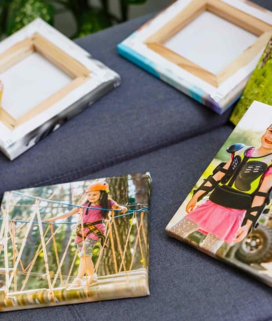 5 Heartwarming Family Photos Perfect For Canvas
