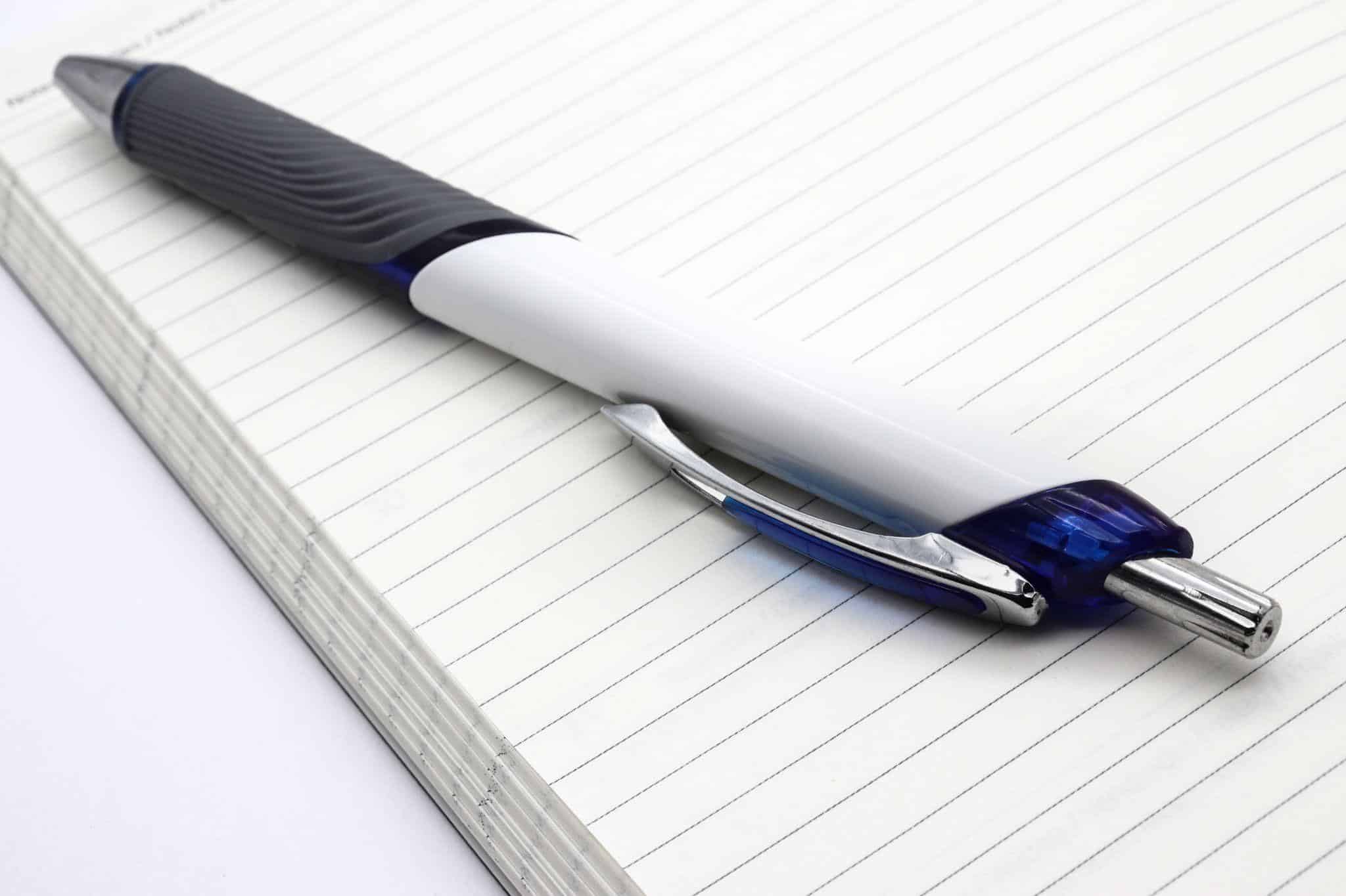 How to Pair Custom Pens with Digital Marketing Strategies