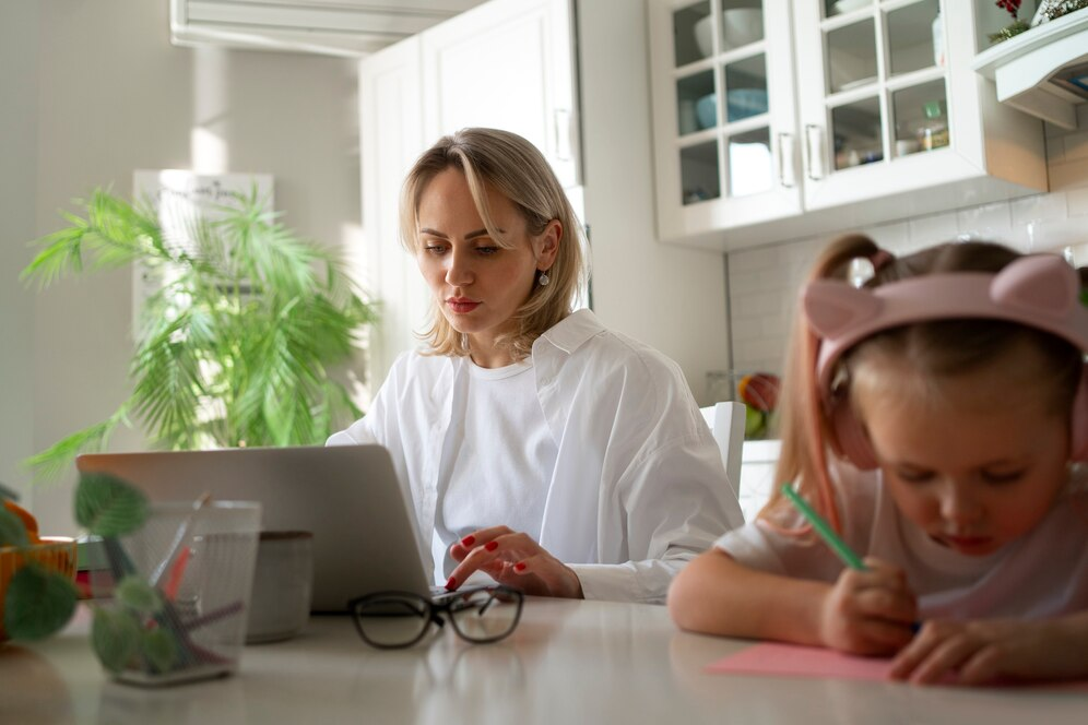 Why Online Education is Perfect for Moms