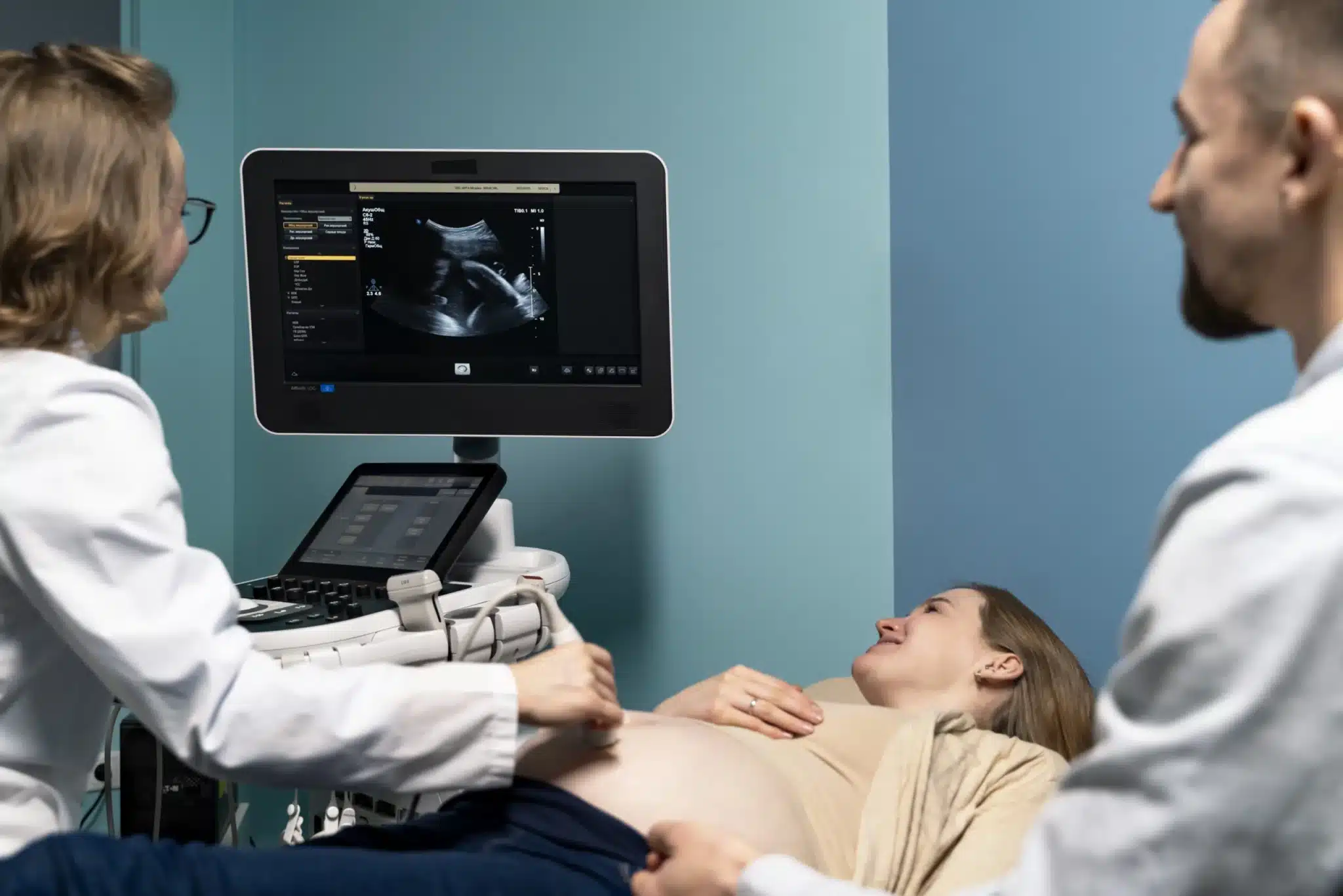 3D Ultrasounds, Prenatal Massages & Portrait Sessions: Indulgences or Savvy Prep?