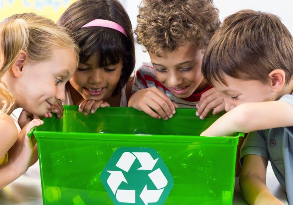 Simple Ways to Teach Your Kids to Recycle