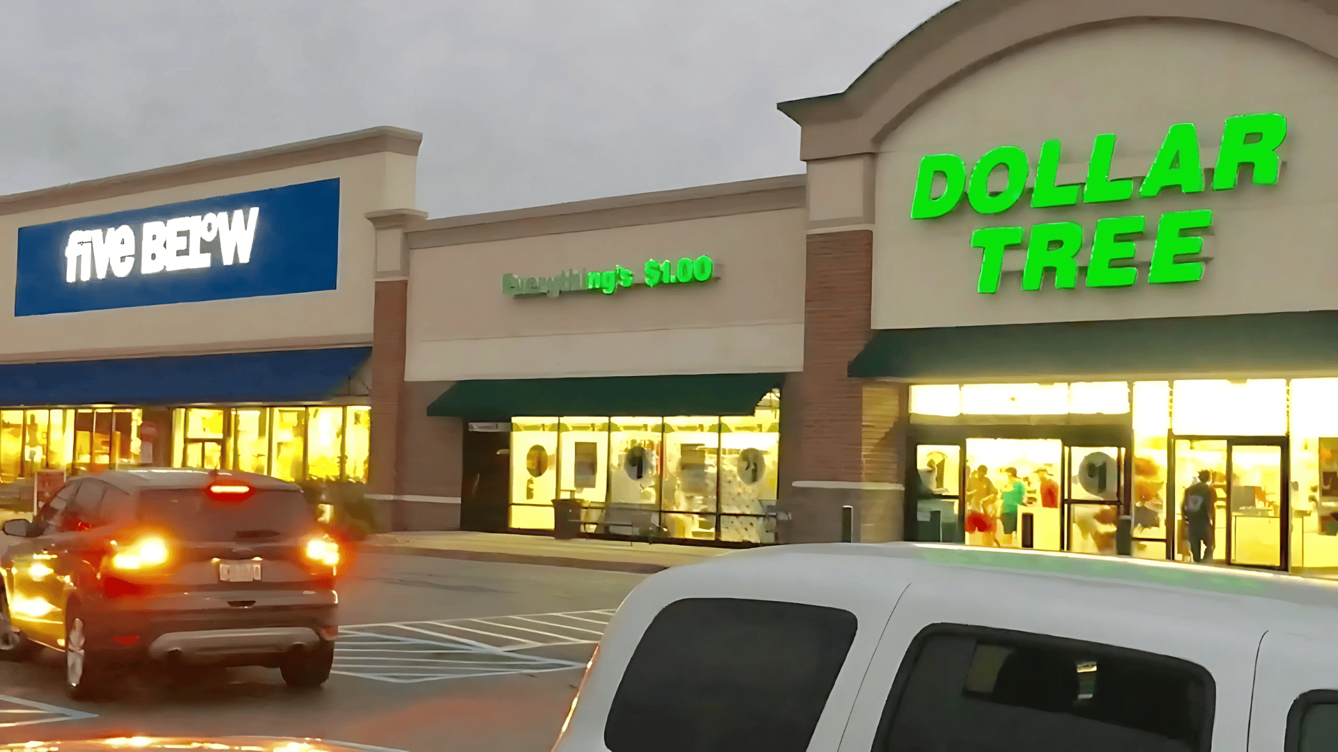 Dollar_Tree_Five_Below